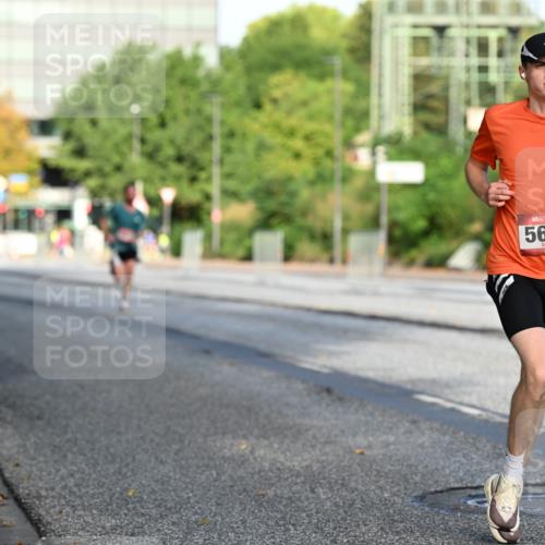 06.09.2026 - CURREX Alsterlauf Dr. Thomas Lammeyer http://msf.ph/oto/10123060 06.09.2026 09:38:55 Laufen 5673 meine-sportfotos.de
