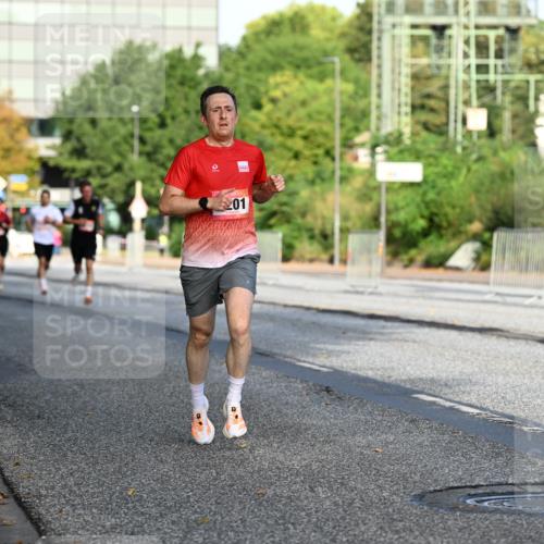 06.09.2026 - CURREX Alsterlauf Dr. Thomas Lammeyer http://msf.ph/oto/10123097 06.09.2026 09:39:01 Laufen 201 meine-sportfotos.de