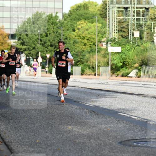 06.09.2026 - CURREX Alsterlauf Dr. Thomas Lammeyer http://msf.ph/oto/10123115 06.09.2026 09:39:05 Laufen 3779, 3592, 4470, 4470, 4515, 11 meine-sportfotos.de