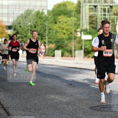 06.09.2026 - CURREX Alsterlauf Dr. Thomas Lammeyer http://msf.ph/oto/10123142 06.09.2026 09:39:07 Laufen 3592, 4515 meine-sportfotos.de