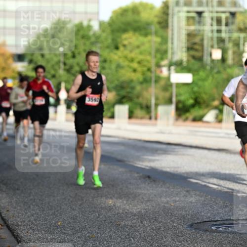 06.09.2026 - CURREX Alsterlauf Dr. Thomas Lammeyer http://msf.ph/oto/10123149 06.09.2026 09:39:08 Laufen 3592, 11, 11, 4515 meine-sportfotos.de
