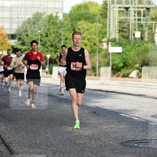 06.09.2026 - CURREX Alsterlauf Dr. Thomas Lammeyer http://msf.ph/oto/10123153 06.09.2026 09:39:08 Laufen 3779, 35, 15, 59 meine-sportfotos.de