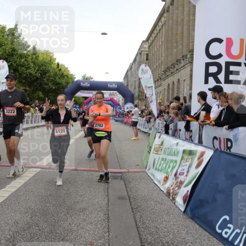 06.09.2026 - CURREX Alsterlauf Yannick Fuchs http://msf.ph/oto/10123187 06.09.2026 10:02:42 Ziel 2135, 2304, 2702, 2954, 3028, 3042, 3089, 3221, 3222, 3532, 3584, 4173, 4263, 4285, 4325, 4550, 4594, 4624, 5379, 5693, 5698, 5908, 6120, 6203, 6219, 6431, 8121, 8147, 8244, 8268, 8305 meine-sportfotos.de