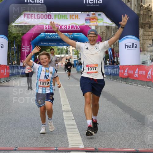 06.09.2026 - CURREX Alsterlauf Strokosch-Dieckow http://msf.ph/oto/10123192 06.09.2026 12:09:33 Ziel 1017, 1019 meine-sportfotos.de