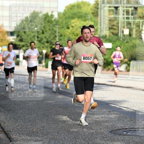 06.09.2026 - CURREX Alsterlauf Dr. Thomas Lammeyer http://msf.ph/oto/10123197 06.09.2026 09:39:12 Laufen 8057 meine-sportfotos.de