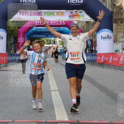 06.09.2026 - CURREX Alsterlauf Strokosch-Dieckow http://msf.ph/oto/10123200 06.09.2026 12:09:33 Ziel 1017, 1019 meine-sportfotos.de