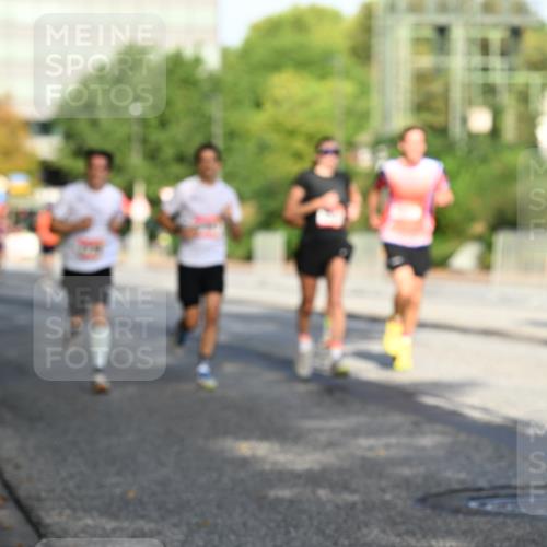 06.09.2026 - CURREX Alsterlauf Dr. Thomas Lammeyer http://msf.ph/oto/10123210 06.09.2026 09:39:13 Laufen  meine-sportfotos.de