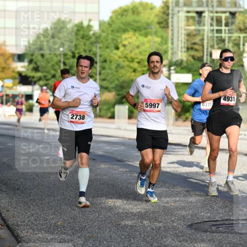 06.09.2026 - CURREX Alsterlauf Dr. Thomas Lammeyer http://msf.ph/oto/10123224 06.09.2026 09:39:15 Laufen 2738, 5997, 6375, 4931, 4671 meine-sportfotos.de