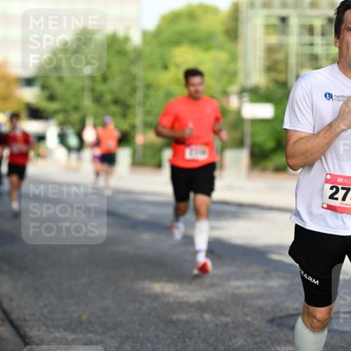 06.09.2026 - CURREX Alsterlauf Dr. Thomas Lammeyer http://msf.ph/oto/10123243 06.09.2026 09:39:17 Laufen 2738 meine-sportfotos.de