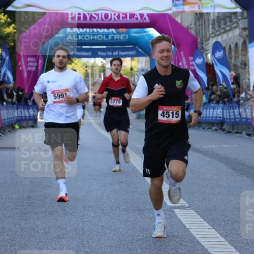 06.09.2026 - CURREX Alsterlauf Strokosch-Dieckow http://msf.ph/oto/10123245 06.09.2026 09:41:37 Ziel 3779, 4125, 4515, 5511, 5676, 5808, 5991, 6122 meine-sportfotos.de