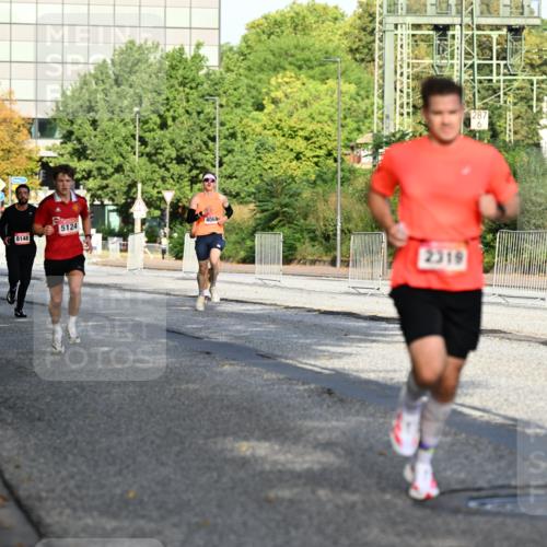 06.09.2026 - CURREX Alsterlauf Dr. Thomas Lammeyer http://msf.ph/oto/10123252 06.09.2026 09:39:18 Laufen 5124, 4068, 3239, 2003, 4535, 8148, 2319 meine-sportfotos.de