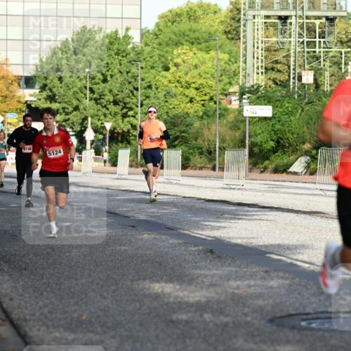 06.09.2026 - CURREX Alsterlauf Dr. Thomas Lammeyer http://msf.ph/oto/10123259 06.09.2026 09:39:18 Laufen 4535, 1753, 8148, 5124, 2319 meine-sportfotos.de