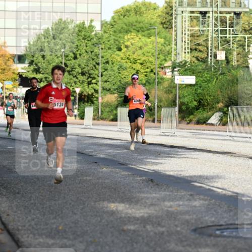 06.09.2026 - CURREX Alsterlauf Dr. Thomas Lammeyer http://msf.ph/oto/10123269 06.09.2026 09:39:19 Laufen 6127, 4535, 1233, 5124, 4066 meine-sportfotos.de