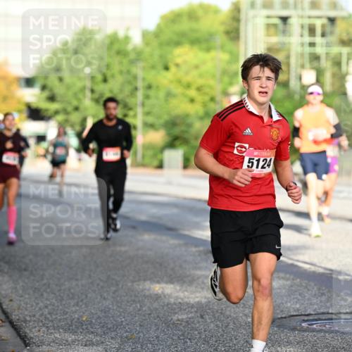 06.09.2026 - CURREX Alsterlauf Dr. Thomas Lammeyer http://msf.ph/oto/10123293 06.09.2026 09:39:21 Laufen 5124 meine-sportfotos.de