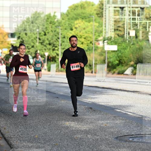 06.09.2026 - CURREX Alsterlauf Dr. Thomas Lammeyer http://msf.ph/oto/10123303 06.09.2026 09:39:23 Laufen 8148, 4535 meine-sportfotos.de