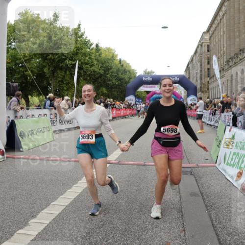 06.09.2026 - CURREX Alsterlauf Yannick Fuchs http://msf.ph/oto/10123316 06.09.2026 10:02:46 Ziel 2304, 2702, 2954, 3028, 3042, 3221, 3222, 3532, 4263, 4285, 5693, 5698, 6120, 6219, 6431, 8121, 8147, 8244, 8282, 8305 meine-sportfotos.de