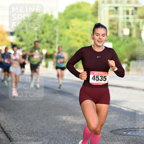 06.09.2026 - CURREX Alsterlauf Dr. Thomas Lammeyer http://msf.ph/oto/10123326 06.09.2026 09:39:25 Laufen 4535 meine-sportfotos.de