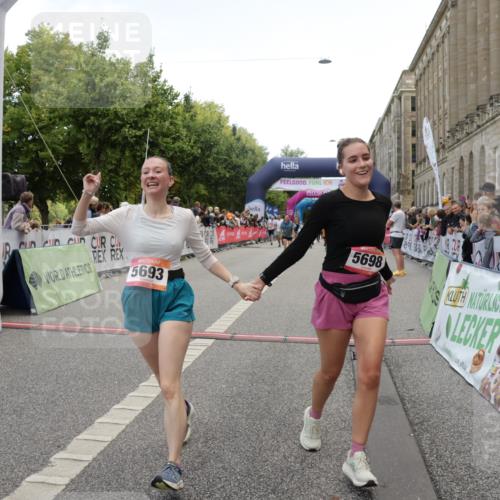 06.09.2026 - CURREX Alsterlauf Yannick Fuchs http://msf.ph/oto/10123328 06.09.2026 10:02:46 Ziel 2304, 2702, 2954, 3028, 3042, 3221, 3222, 3532, 4263, 4285, 5693, 5698, 6120, 6219, 6431, 8121, 8147, 8244, 8282, 8305 meine-sportfotos.de