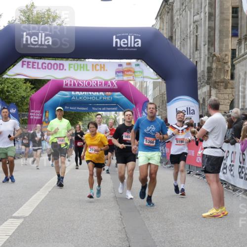 06.09.2026 - CURREX Alsterlauf Yannick Fuchs http://msf.ph/oto/10123418 06.09.2026 10:02:49 Ziel 2500, 3221, 3222, 5190, 5366, 5659, 5693, 5698, 6120, 6219, 8121, 8147, 8282, 8305 meine-sportfotos.de