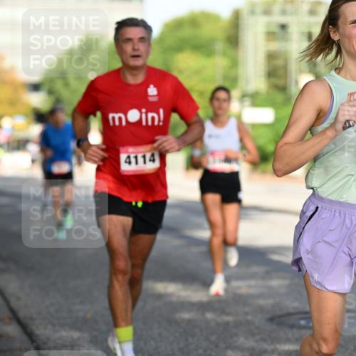 06.09.2026 - CURREX Alsterlauf Dr. Thomas Lammeyer http://msf.ph/oto/10123429 06.09.2026 09:39:38 Laufen 4114, 8197 meine-sportfotos.de