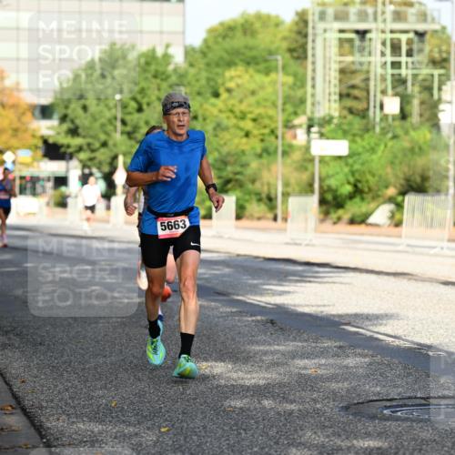 06.09.2026 - CURREX Alsterlauf Dr. Thomas Lammeyer http://msf.ph/oto/10123436 06.09.2026 09:39:40 Laufen 5663 meine-sportfotos.de