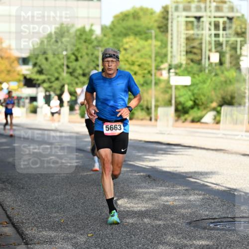06.09.2026 - CURREX Alsterlauf Dr. Thomas Lammeyer http://msf.ph/oto/10123441 06.09.2026 09:39:40 Laufen 5663 meine-sportfotos.de