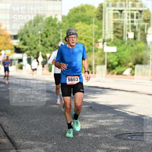06.09.2026 - CURREX Alsterlauf Dr. Thomas Lammeyer http://msf.ph/oto/10123442 06.09.2026 09:39:40 Laufen 5663 meine-sportfotos.de