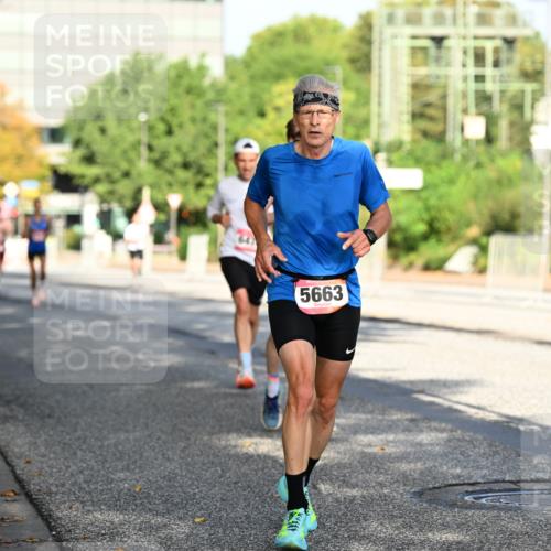 06.09.2026 - CURREX Alsterlauf Dr. Thomas Lammeyer http://msf.ph/oto/10123448 06.09.2026 09:39:41 Laufen 5663 meine-sportfotos.de
