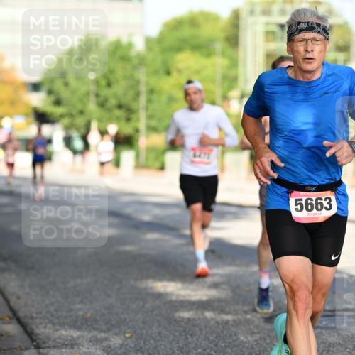 06.09.2026 - CURREX Alsterlauf Dr. Thomas Lammeyer http://msf.ph/oto/10123455 06.09.2026 09:39:41 Laufen 5663 meine-sportfotos.de