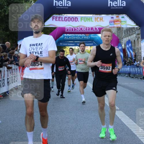 06.09.2026 - CURREX Alsterlauf Strokosch-Dieckow http://msf.ph/oto/10123457 06.09.2026 09:41:59 Ziel 2606, 2608, 2738, 3592, 4470, 4671, 4854, 4931, 4967, 5124, 5997, 6375, 8057, 8148 meine-sportfotos.de