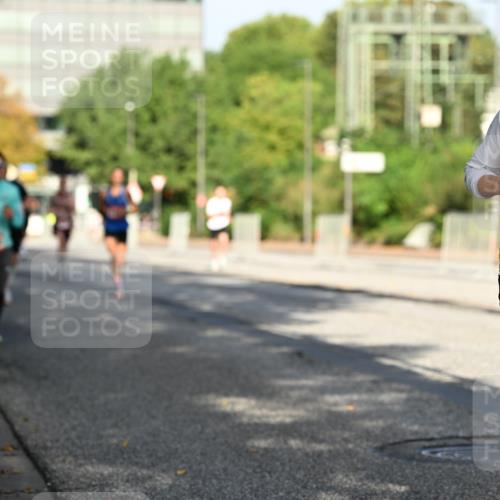 06.09.2026 - CURREX Alsterlauf Dr. Thomas Lammeyer http://msf.ph/oto/10123475 06.09.2026 09:39:43 Laufen 2014, 2, 6472 meine-sportfotos.de