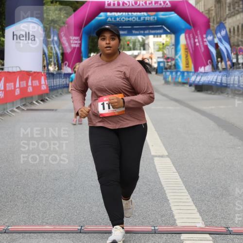 06.09.2026 - CURREX Alsterlauf Strokosch-Dieckow http://msf.ph/oto/10123534 06.09.2026 12:11:01 Ziel 1166, 1168, 1331 meine-sportfotos.de