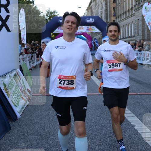 06.09.2026 - CURREX Alsterlauf Strokosch-Dieckow http://msf.ph/oto/10123544 06.09.2026 09:42:05 Ziel 2606, 2738, 3238, 3592, 3714, 4068, 4241, 4535, 4854, 4931, 4967, 5112, 5124, 5997, 6280, 6375, 8057, 8148 meine-sportfotos.de