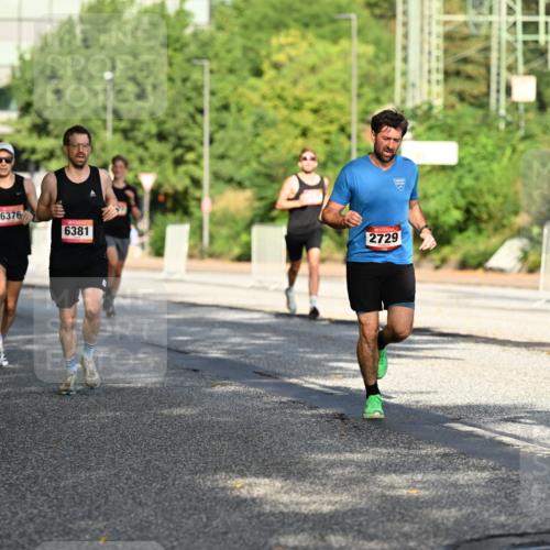 06.09.2026 - CURREX Alsterlauf Dr. Thomas Lammeyer http://msf.ph/oto/10123593 06.09.2026 09:39:59 Laufen 6376, 6381, 2729 meine-sportfotos.de