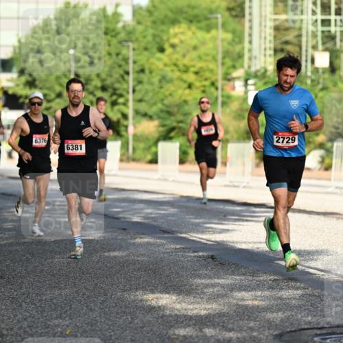 06.09.2026 - CURREX Alsterlauf Dr. Thomas Lammeyer http://msf.ph/oto/10123600 06.09.2026 09:39:59 Laufen 6899, 6140, 6376, 6381, 2729 meine-sportfotos.de
