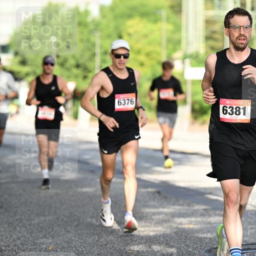 06.09.2026 - CURREX Alsterlauf Dr. Thomas Lammeyer http://msf.ph/oto/10123630 06.09.2026 09:40:02 Laufen 6376, 6381 meine-sportfotos.de