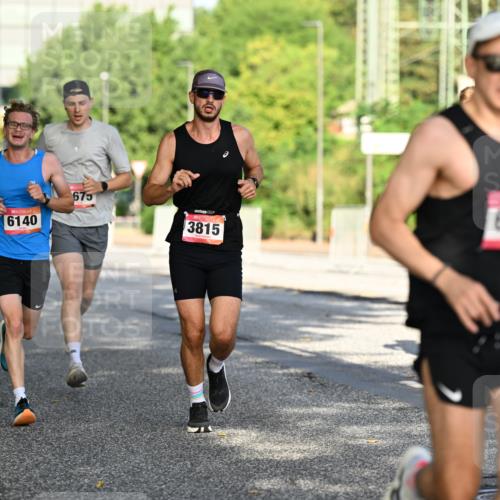 06.09.2026 - CURREX Alsterlauf Dr. Thomas Lammeyer http://msf.ph/oto/10123644 06.09.2026 09:40:03 Laufen 6140, 675, 8, 3815, 6376 meine-sportfotos.de