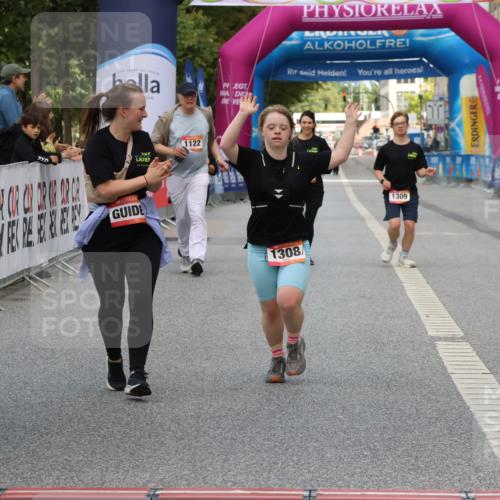 06.09.2026 - CURREX Alsterlauf Strokosch-Dieckow http://msf.ph/oto/10123648 06.09.2026 12:11:44 Ziel 1308 meine-sportfotos.de