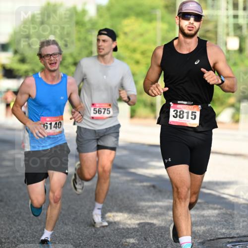 06.09.2026 - CURREX Alsterlauf Dr. Thomas Lammeyer http://msf.ph/oto/10123659 06.09.2026 09:40:05 Laufen 6140, 5675, 3815 meine-sportfotos.de