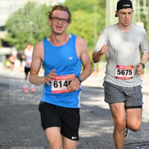 06.09.2026 - CURREX Alsterlauf Dr. Thomas Lammeyer http://msf.ph/oto/10123671 06.09.2026 09:40:06 Laufen 614, 5675 meine-sportfotos.de