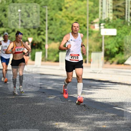 06.09.2026 - CURREX Alsterlauf Dr. Thomas Lammeyer http://msf.ph/oto/10123690 06.09.2026 09:40:08 Laufen 8321, 2715 meine-sportfotos.de