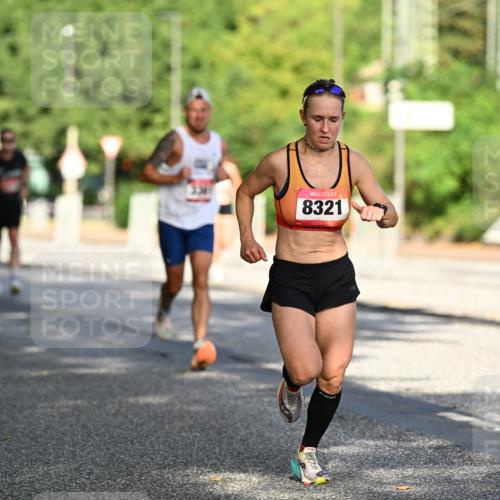06.09.2026 - CURREX Alsterlauf Dr. Thomas Lammeyer http://msf.ph/oto/10123713 06.09.2026 09:40:11 Laufen 8321 meine-sportfotos.de