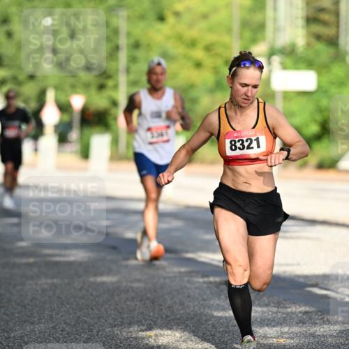 06.09.2026 - CURREX Alsterlauf Dr. Thomas Lammeyer http://msf.ph/oto/10123716 06.09.2026 09:40:11 Laufen 8321 meine-sportfotos.de