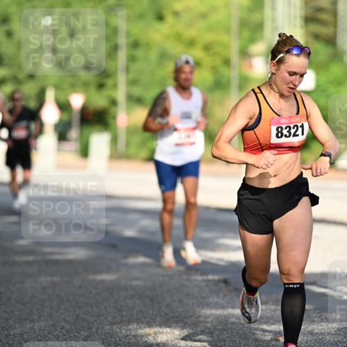 06.09.2026 - CURREX Alsterlauf Dr. Thomas Lammeyer http://msf.ph/oto/10123720 06.09.2026 09:40:11 Laufen 8321 meine-sportfotos.de