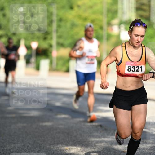 06.09.2026 - CURREX Alsterlauf Dr. Thomas Lammeyer http://msf.ph/oto/10123721 06.09.2026 09:40:11 Laufen 8321 meine-sportfotos.de
