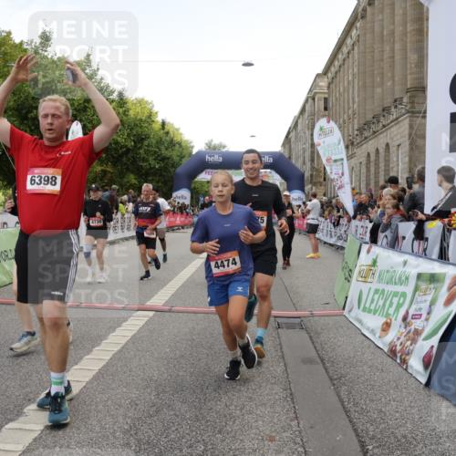 06.09.2026 - CURREX Alsterlauf Yannick Fuchs http://msf.ph/oto/10123749 06.09.2026 10:02:59 Ziel 2500, 2687, 3338, 3721, 3909, 4345, 4348, 4474, 4475, 4730, 5190, 5366, 5465, 5659, 5771, 5780, 5865, 5866, 5903, 6046, 6398 meine-sportfotos.de