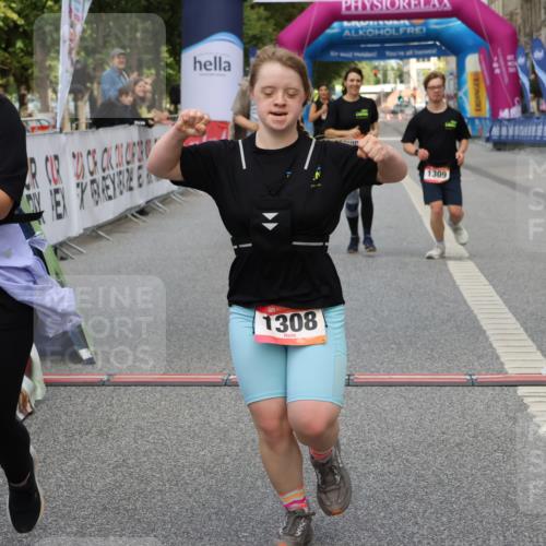 06.09.2026 - CURREX Alsterlauf Strokosch-Dieckow http://msf.ph/oto/10123762 06.09.2026 12:11:48 Ziel 1122, 1245, 1308, 1309 meine-sportfotos.de