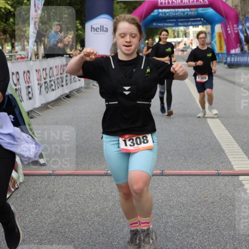 06.09.2026 - CURREX Alsterlauf Strokosch-Dieckow http://msf.ph/oto/10123769 06.09.2026 12:11:48 Ziel 1122, 1245, 1308, 1309 meine-sportfotos.de