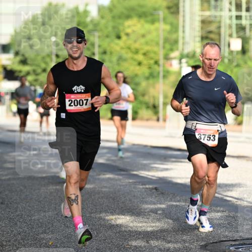 06.09.2026 - CURREX Alsterlauf Dr. Thomas Lammeyer http://msf.ph/oto/10123780 06.09.2026 09:40:19 Laufen 2007, 3753 meine-sportfotos.de