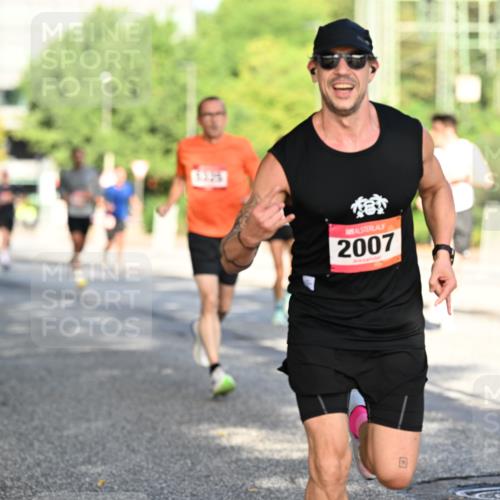 06.09.2026 - CURREX Alsterlauf Dr. Thomas Lammeyer http://msf.ph/oto/10123788 06.09.2026 09:40:20 Laufen 2007, 3753 meine-sportfotos.de